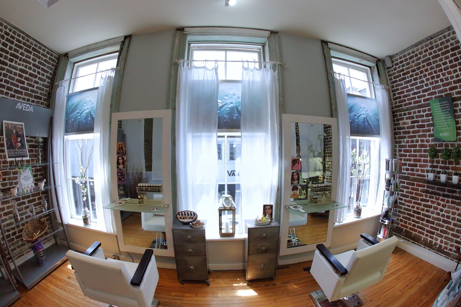 Lordis Loft Salon & Spa - Aveda - King Street logo